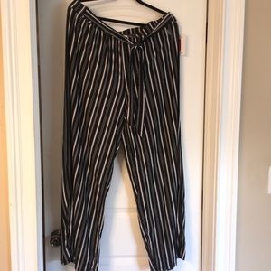 Bobbie Brooks striped pants